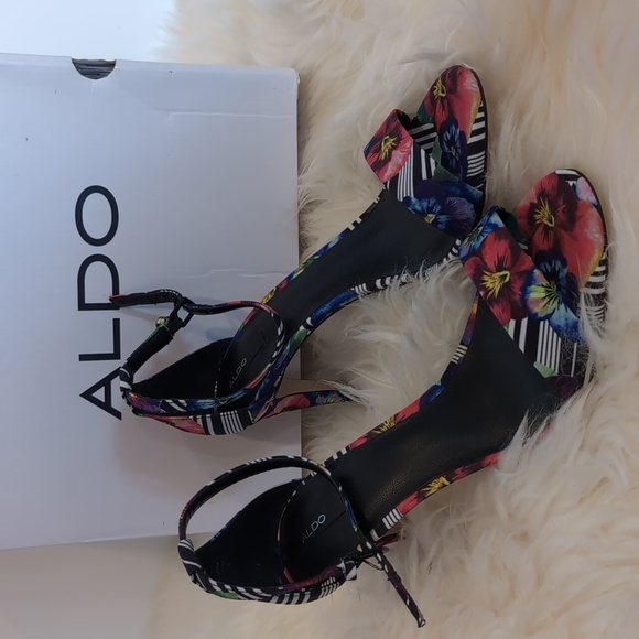 Aldo floral heels - Picture 4 of 8